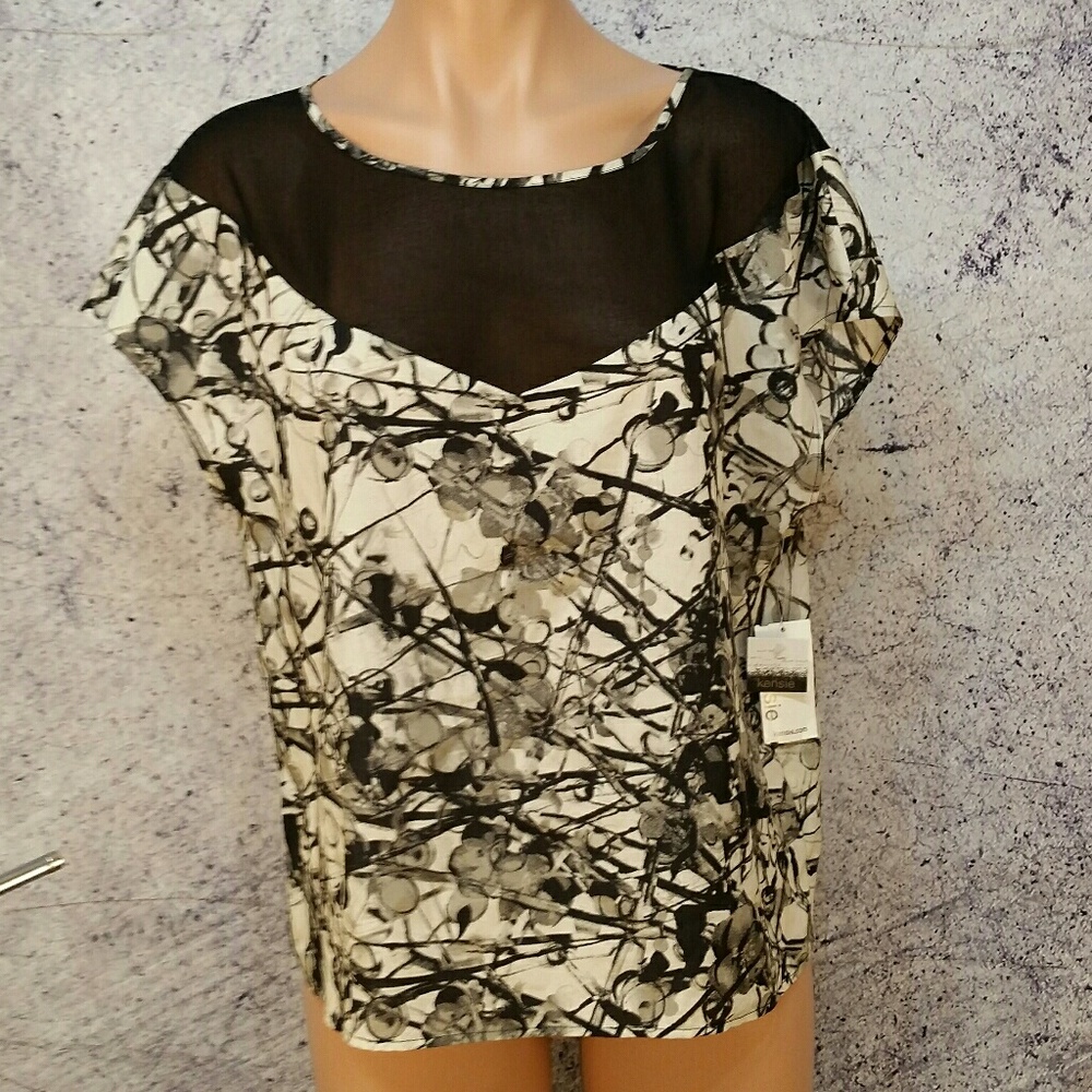 Nwt black and white Kensie blouse size L